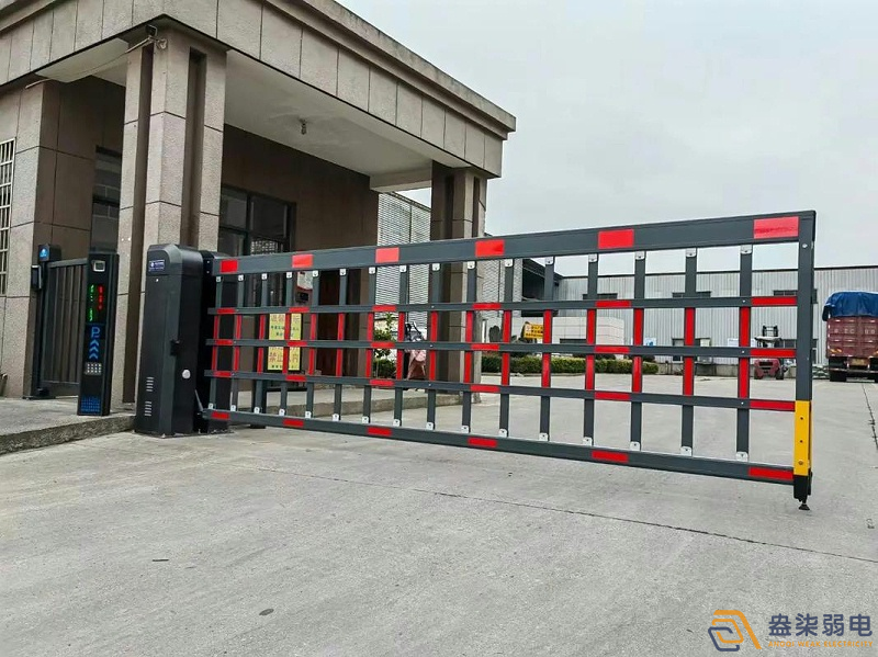 制造業工廠安裝門禁道閘要點