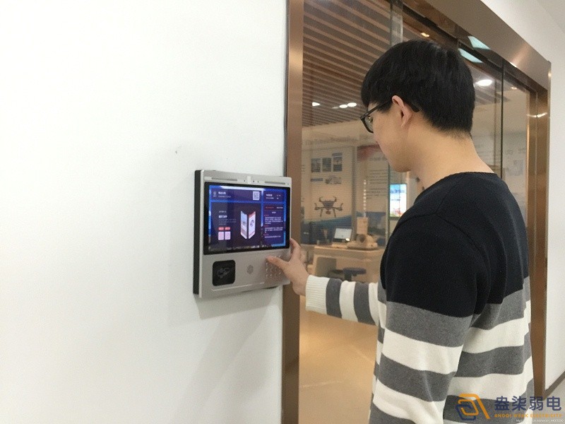 人臉識別門禁系統為什么比傳統門禁系統好？