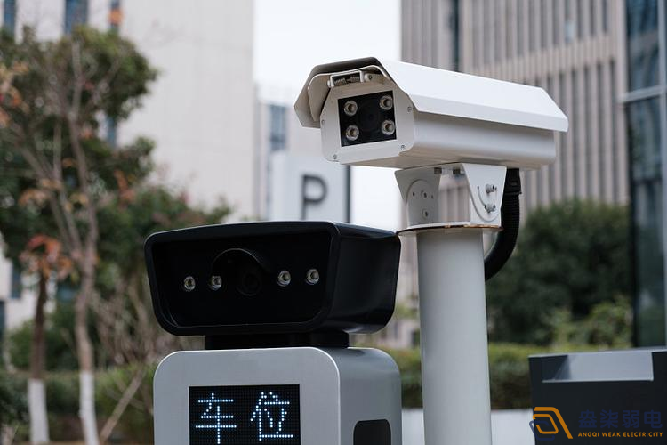 AI車位管理攝像機的工作原理是什么？